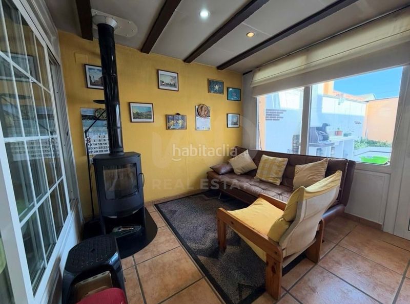 Foto fdaa9122-cdf4-4b7a-897d-b7b3324c2ee4. Casa amb calefacció aparcament a Ivars d´Urgell