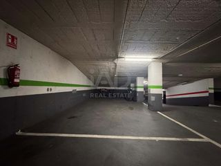 Car parking in Media Legua