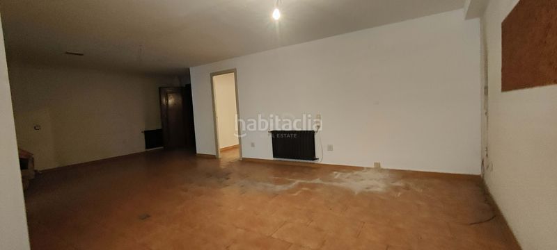 Foto b7e5bb37-8564-4cf6-8064-bbaf8e323ac9. Local comercial a Centro Ponferrada