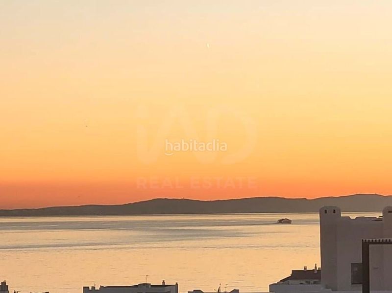 Foto 88771c34-4eff-43e3-95be-db2f53daf7e6. Pis amb piscina a Tarifa ciudad Tarifa