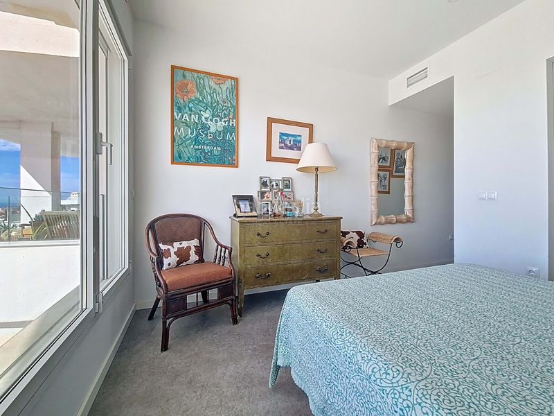 Foto c40c6c45-3df9-4e44-9913-c9ede9b9f482. Pis amb piscina a Tarifa ciudad Tarifa