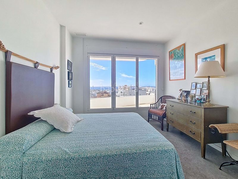 Foto f2521033-2895-4242-89c2-1411fb68dbb2. Pis amb piscina a Tarifa ciudad Tarifa