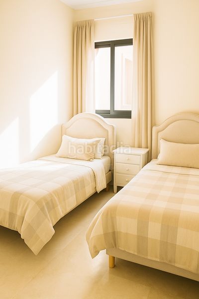 Foto 1344f250-1f9d-484e-8393-c594d3b6f8d5. Dúplex amb calefacció aparcament piscina a Calahonda Mijas