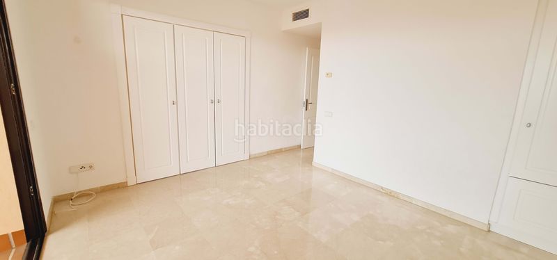 Foto cba97011-f9b7-47f8-897a-6715eee0dd52. Dúplex amb calefacció aparcament piscina a Calahonda Mijas