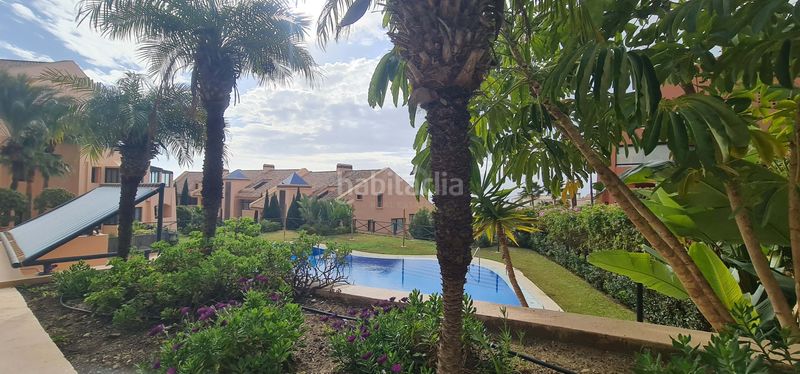 Foto d63e57d8-ff69-417e-950b-4267cd8ceba0. Dúplex amb calefacció aparcament piscina a Calahonda Mijas