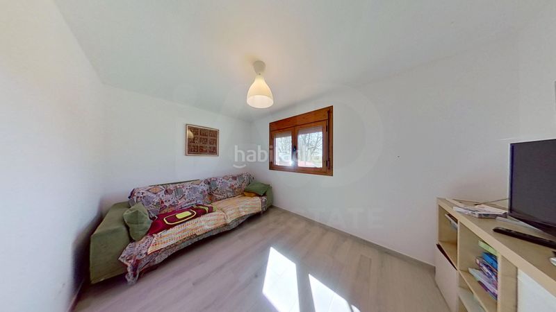 Foto 90a41cc1-074f-4c15-9883-92784b69d006. Casa amb aparcament a Camarles