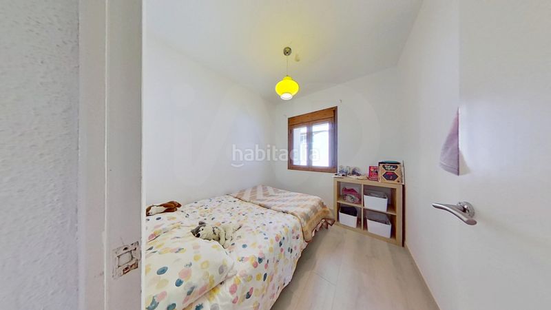 Foto a9bf36e9-2b95-43b4-a769-32555e74a634. Casa amb aparcament a Camarles