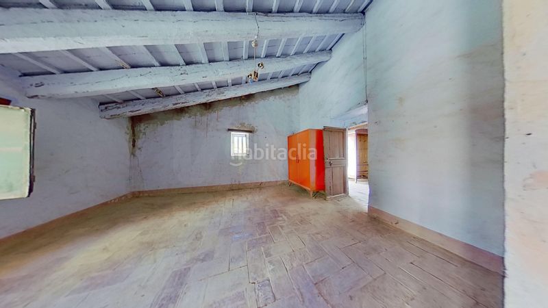 Foto d82b0a74-b684-4862-8fa6-935030bc59d3. Casa amb aparcament a Camarles