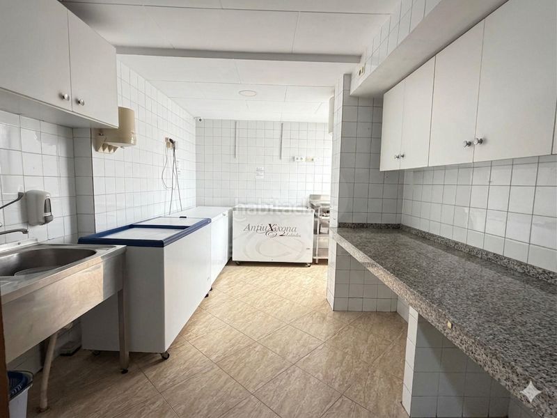 Foto de3b168e-32ed-4115-a0b5-b2a6fd612bb8. Local comercial a Miramar