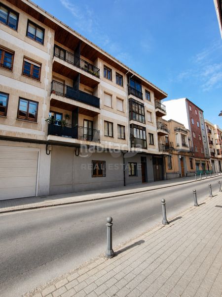 Foto ab3ddcde-9413-4818-9db1-dcaa6ffb7c55. Piso en Astorga