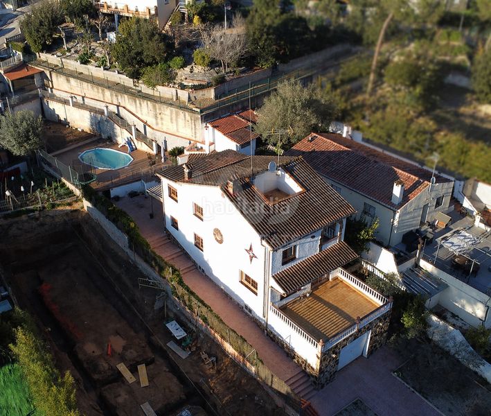 Foto 2eb78ce6-72d9-4ff5-ae34-0f5a2844e61c. Casa amb calefacció a Vilanova del Vallès