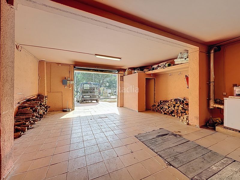 Foto d56b04a6-9706-4cfa-b44e-5318c0f792b6. Casa amb calefacció a Vilanova del Vallès