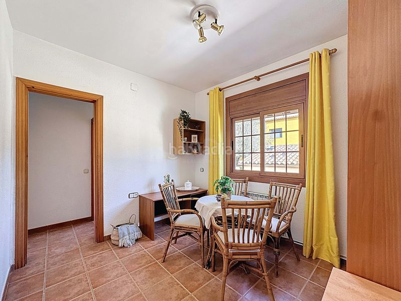 Foto eebeb9ce-34bc-44ef-b3cc-d26f727e0d28. Casa amb calefacció a Vilanova del Vallès