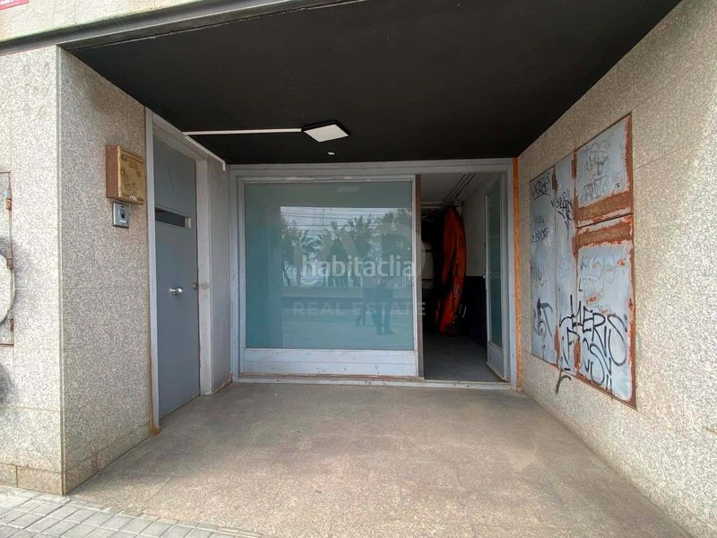 Foto 2b672f1c-ac3d-4c02-b4f9-1a222fe7c85a. Casa amb calefacció aparcament a Centre-Nucli Antic Premià de Mar