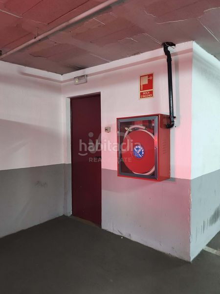 Foto 4fa97d85-5e10-4fe9-8631-acb6a821fc26. Aparcament cotxe a Dreta de l´Eixample Barcelona