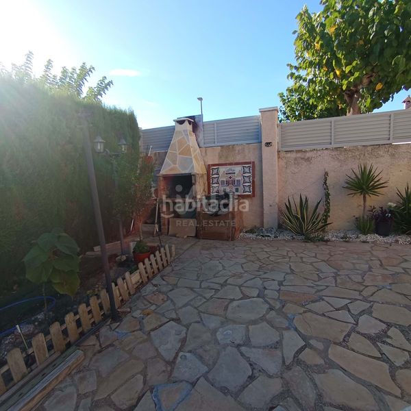 Foto 0085ccd1-65b9-468b-a844-165d678d90ac. Casa amb calefacció aparcament piscina a Flix