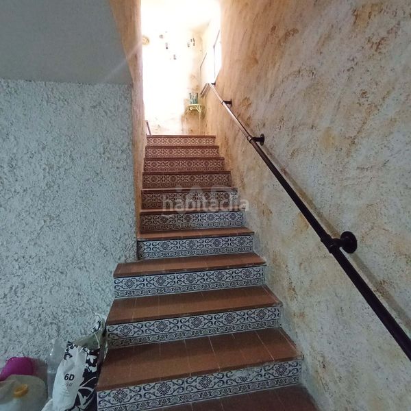 Foto 2a0a4372-7f41-4677-b59c-7ab55c0c7d35. Casa amb calefacció aparcament piscina a Flix