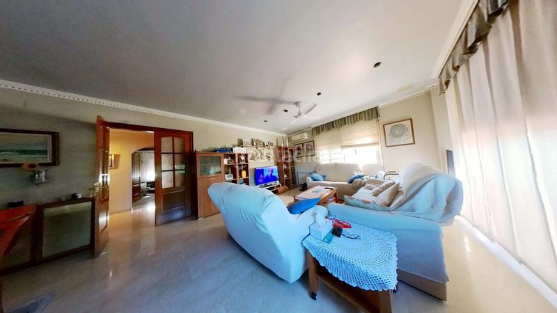 Foto bf61c9ef-e510-47d1-b67a-e1aba45a1ad8. Casa amb calefacció aparcament piscina a Flix