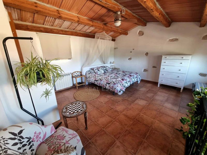 Foto 07a21b2b-3726-4ef9-a113-6a1b855cc987. Casa amb calefacció a Ulldecona