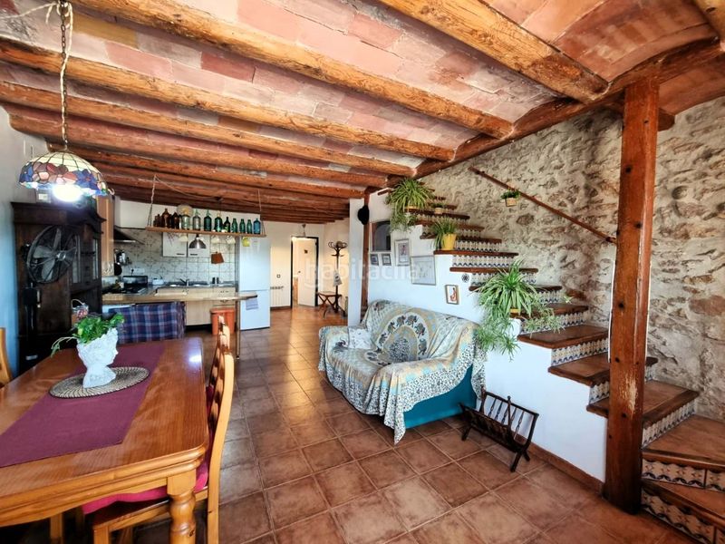 Foto 76cbc67c-6d66-4aa8-9921-33304545983a. Casa amb calefacció a Ulldecona