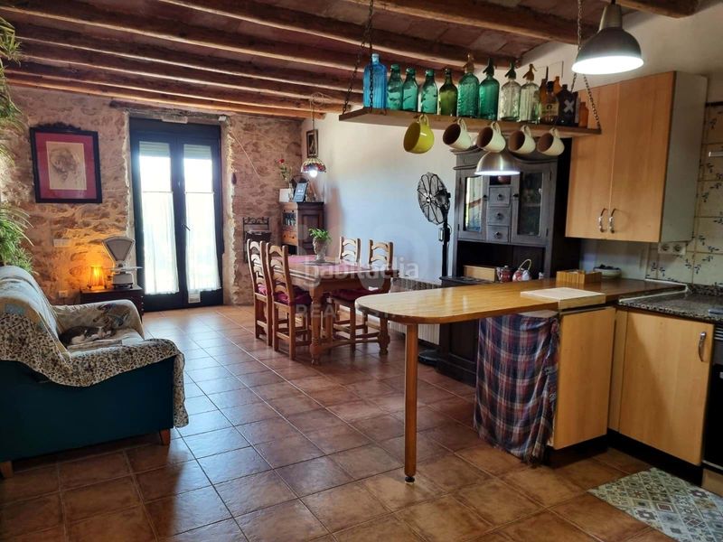 Foto 9e5f2919-5cf8-4ddb-a2fe-a9d0d436ddba. Casa amb calefacció a Ulldecona