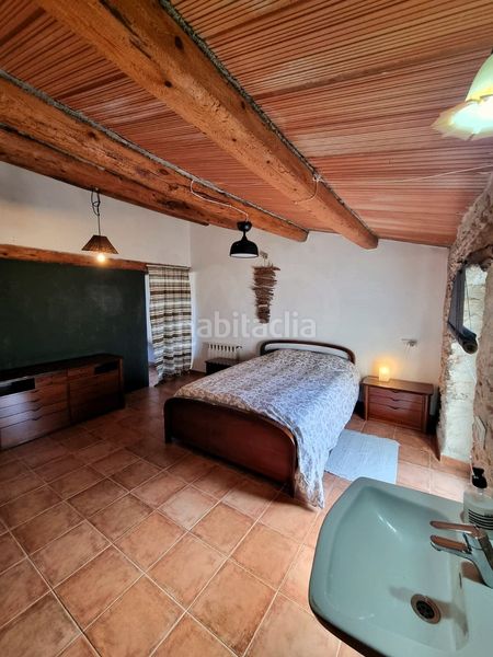Foto f933e2c0-9130-4c36-9bf7-bef339be29e5. Casa amb calefacció a Ulldecona