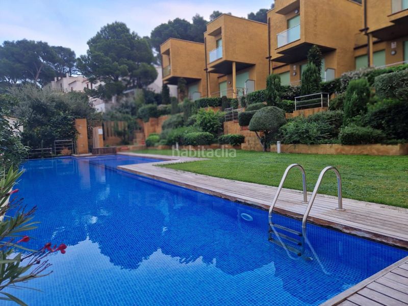 Foto 8563f346-037a-437e-8929-9e3f0753ab92. Casa aparellada amb calefacció aparcament piscina a Begur