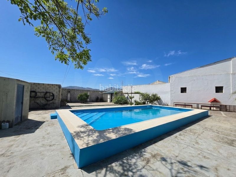 Foto cf62dd15-8d10-4716-9206-c9db5f9c48c1. Casa amb calefacció aparcament piscina a Zona de la Vega Antequera