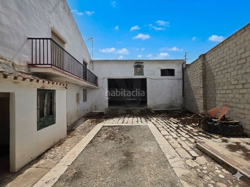 Foto f04ad6c2-e3c9-43c4-a907-d5d3e68accda. Casa amb calefacció aparcament piscina a Zona de la Vega Antequera