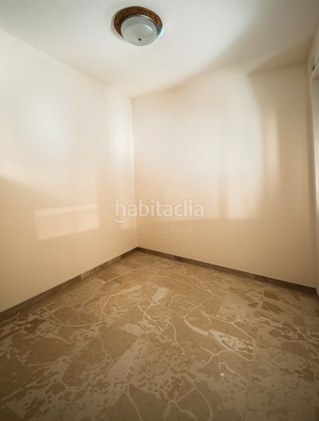 Foto bedf80f7-b39e-4e4d-8f5f-ecd332366530. Pis amb calefacció a Triana Este Sevilla