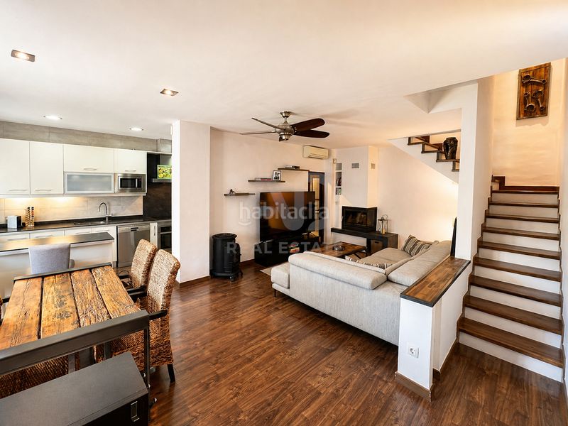 Foto e56bf923-48fb-4e7b-a4f2-427081c8dcb0. Dúplex amb calefacció aparcament a L´Olivera Palma de Mallorca