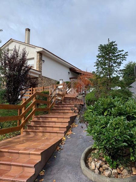 Foto ee2fea81-4e61-4581-800c-2d39fa39e5d2. Chalet en Maello