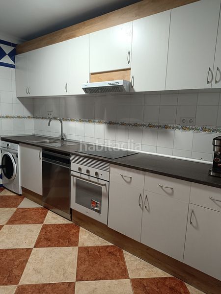Foto 2c86fd66-60a6-4df5-a8a6-5d31e35ae3fa. Casa amb calefacció a Lepe