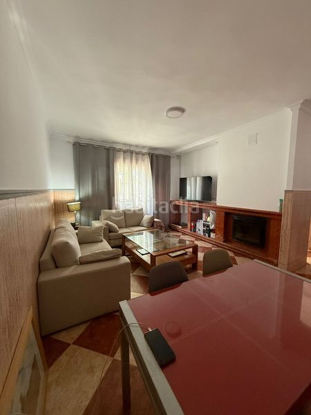 Foto f56bf9ae-3b73-4281-bf89-e2ebf33cfca6. Casa amb calefacció a Lepe