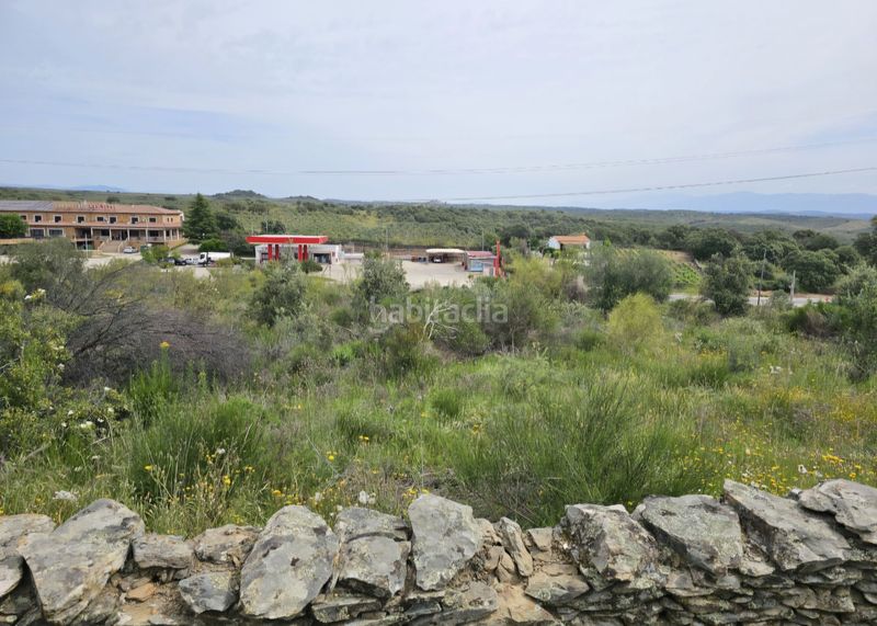 Foto a16fe01c-f3ef-454f-8684-663b839a732f. Finca rústica a Montehermoso
