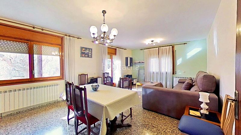 Foto 8c5b7877-4e95-446d-a47c-fd194244f47c. Casa amb calefacció aparcament a Vallmoll