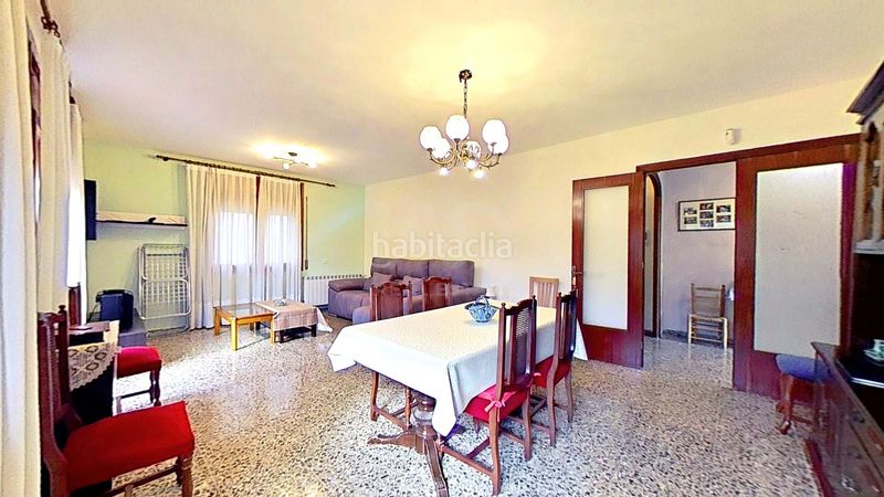 Foto d2c7e2ad-d291-43e4-8d81-33a7c07689f7. Casa amb calefacció aparcament a Vallmoll