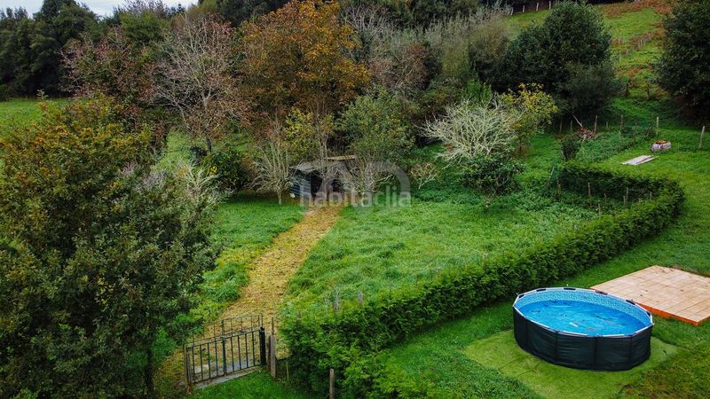 Foto a57da0a0-b533-46b3-8e0a-32488eeb6fda. Casa amb calefacció aparcament piscina a Cerdido