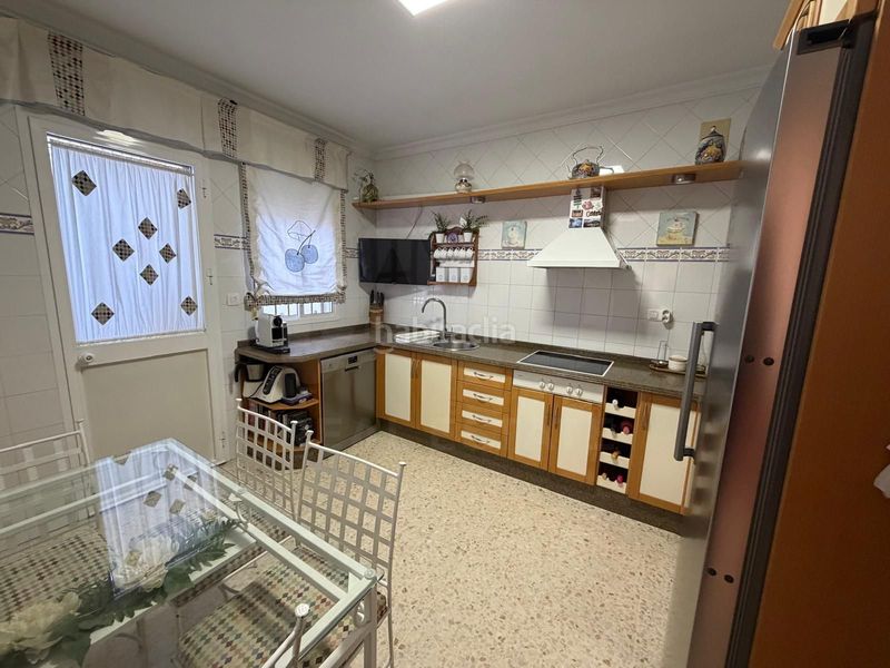 Foto 7ad74f35-8240-47dc-99a7-95ccb3f4342f. Casa pareada en Lepe