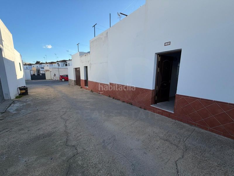 Foto fd5c140d-5208-4b9f-995b-2aeae8b97fb1. Casa pareada en Lepe