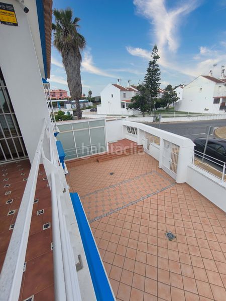 Foto 9e8e8cb3-80fa-4176-81a1-f4e2d2e05c07. Casa amb aparcament piscina a Urbasur Islantilla