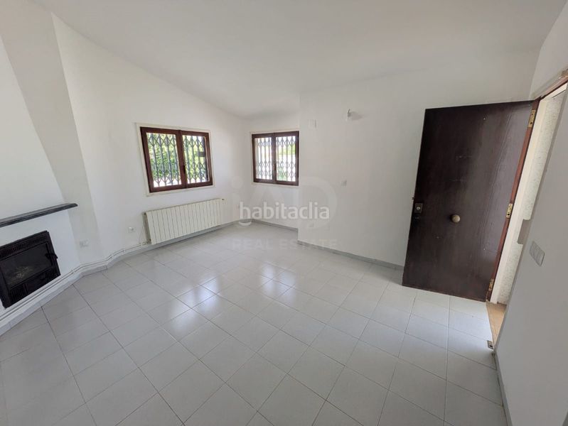 Foto c34e58eb-b1d9-479f-86fb-935414b79850. Casa amb calefacció aparcament a San Jorge