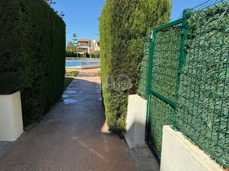 Foto 83fc9ead-b7cc-4ba1-81bf-fa2f28097293. Pis amb piscina a San Jorge
