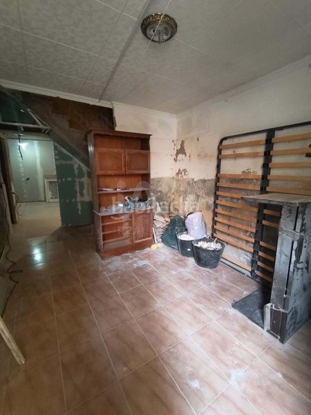 Foto 1e07a605-43d9-49c6-8e0a-8596ab6f7c1e. Casa aparellada a Cálig