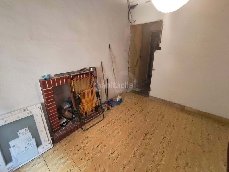 Foto 880fa4a0-123a-40d3-b819-c0fb37c03042. Casa aparellada a Cálig