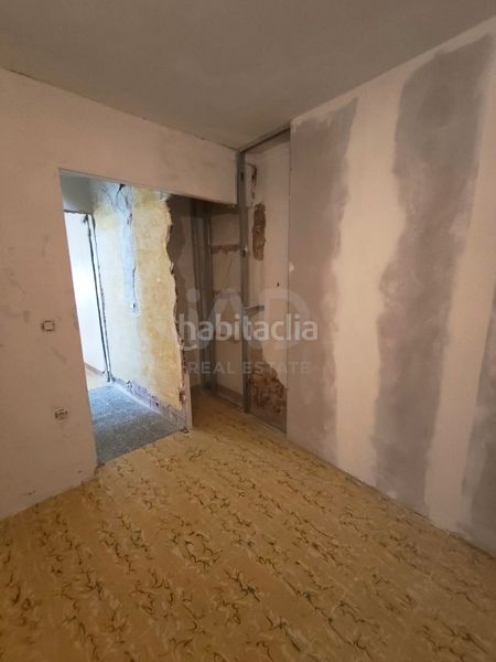 Foto bb7f5c82-3d0b-4abe-ad42-c6c8fc3e019d. Casa aparellada a Cálig