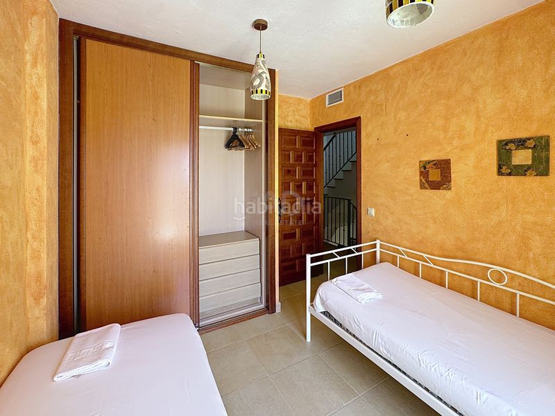 Foto 75e5c546-e3a6-4bb0-8350-16a305ac0835. Casa aparellada amb calefacció piscina a Tarifa ciudad Tarifa