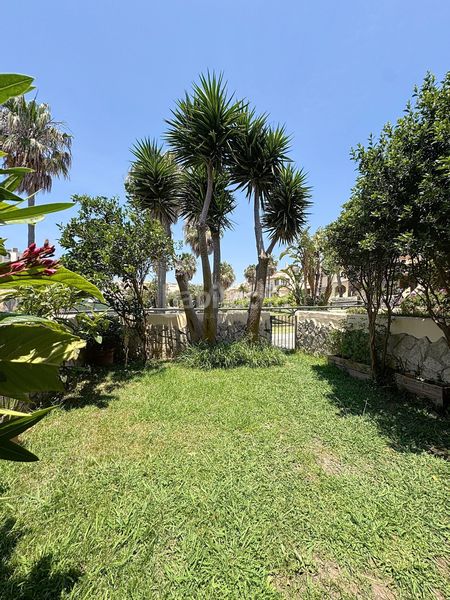 Foto 7825695d-de26-45d9-86ae-681c4bb8e922. Casa aparellada amb calefacció piscina a Tarifa ciudad Tarifa
