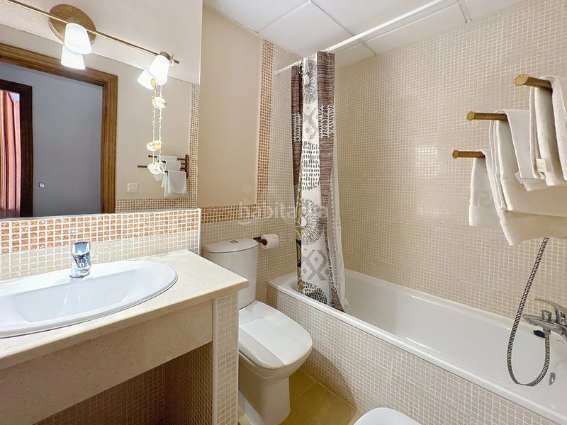 Foto d5f5f6b2-b058-438d-b83b-e90fb2a9420d. Casa aparellada amb calefacció piscina a Tarifa ciudad Tarifa