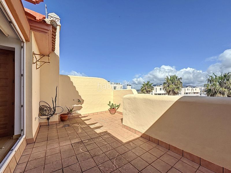 Foto f5b7ba81-5129-4c05-8452-af2100296f2b. Casa aparellada amb calefacció piscina a Tarifa ciudad Tarifa